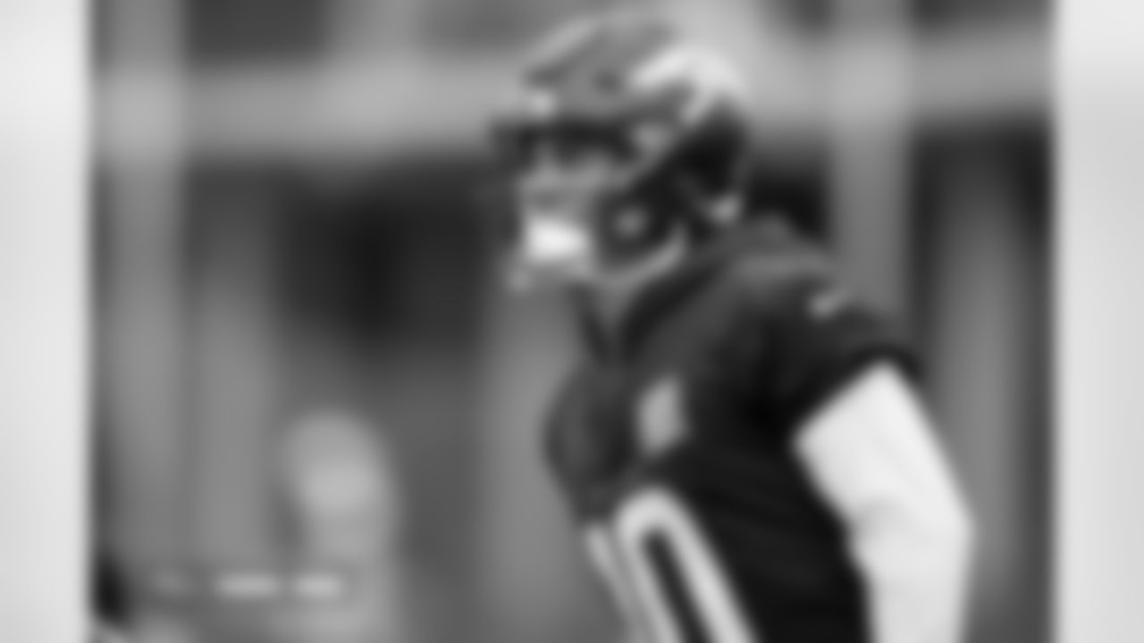 Bo Nix during practice at Broncos Park Powered by CommonSpirit in Englewood, Colorado on September 12, 2025. Photo by Ben Swanson / Denver Broncos