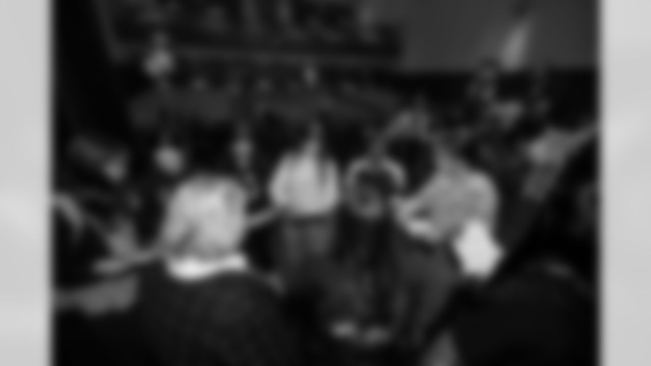 Denver Broncos alumni, cheer and players participated in ENT Adventures in Realiity on Tuesday, December 9, 2025 at Manual High School in Denver, Colorado.
Photo by Gabriel Christus / Denver Broncos