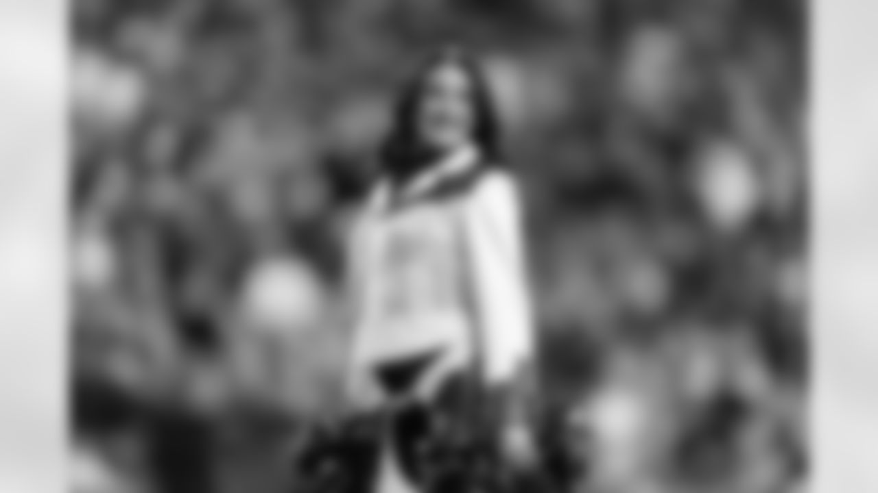 DBC Sam during the Broncos' Divisional Round playoff game against the Buffalo Bills at Empower Field at Mile High in Denver, Colorado on January 17, 2026. Photo by Gabriel Christus / Denver Broncos