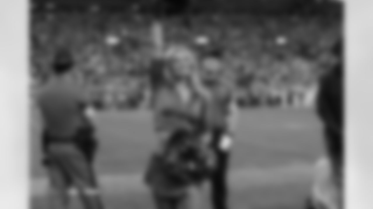 Denver Broncos Cheerleaders during the Broncos' Week 11 game against the Kansas City Chiefs at Empower Field at Mile High in Denver, Colorado on November 16, 2025. Photo by Paul Cloud / Denver Broncos