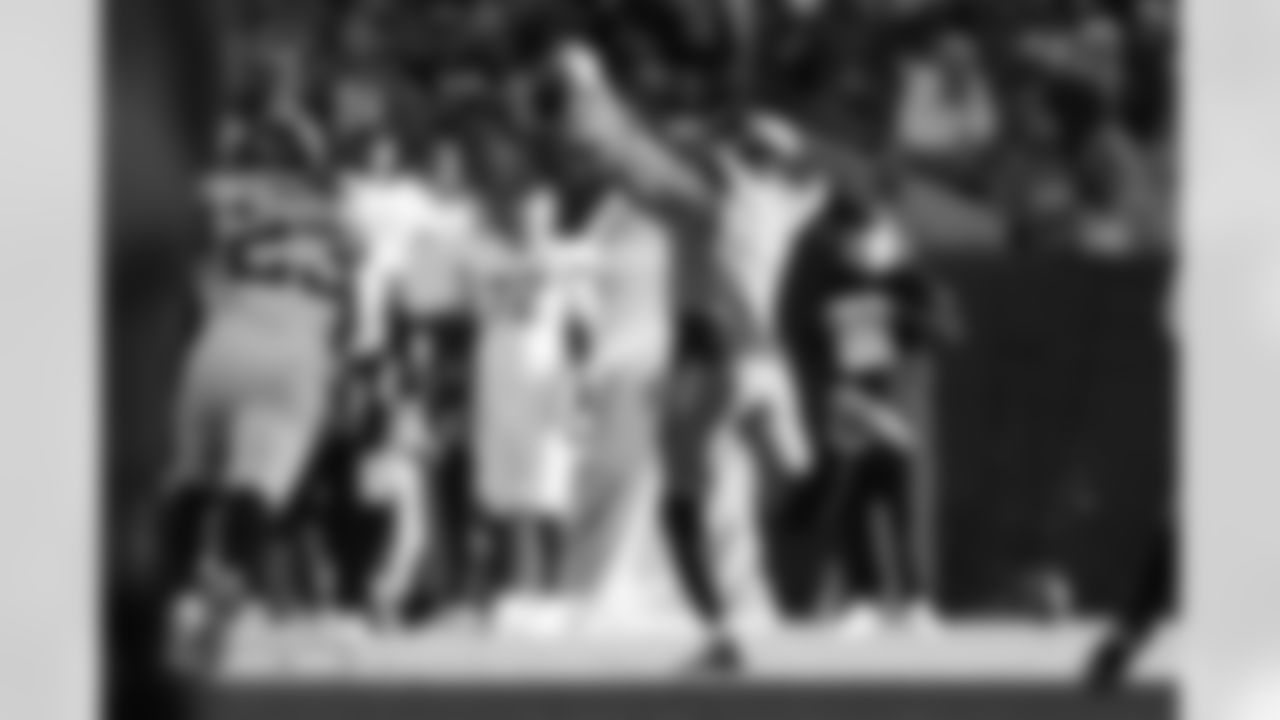 Evan Engram (1) during the Broncos' Week 16 game against the Jacksonville Jaguars at Empower Field at Mile High in Denver, Colorado on December 21, 2025. Photo by Ben Swanson / Denver Broncos