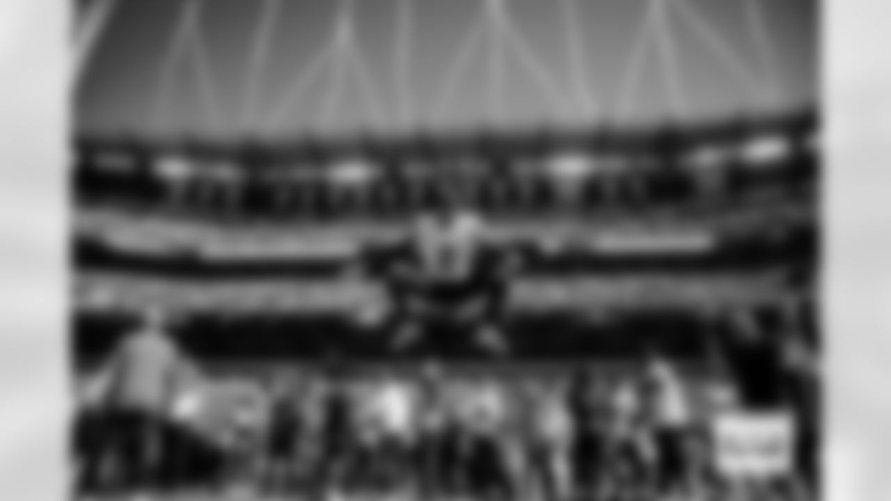 Denver Broncos cornerback Pat Surtain II (2) jumps into the air at the end of the national anthem before the Broncos' Week 5 game against the Philadelphia Eagles at Lincoln Financial Field in Philadelphia, Pennsylvania on October 5, 2025. Photo by Ben Swanson / Denver Broncos