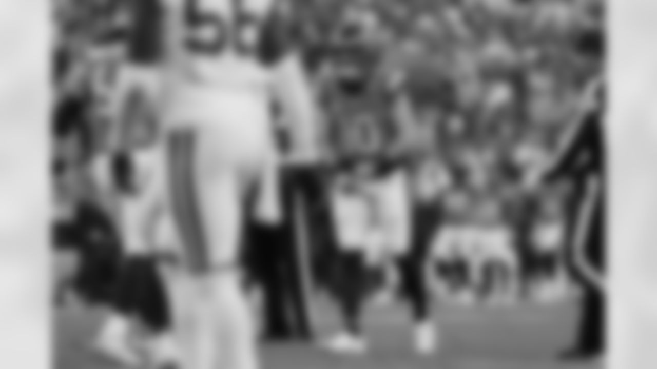 Bo Nix (10) during the Broncos' Week 15 game against the Green Bay Packers at Empower Field at Mile High in Denver, Colorado on December 14, 2025. Photo by Ben Swanson / Denver Broncos