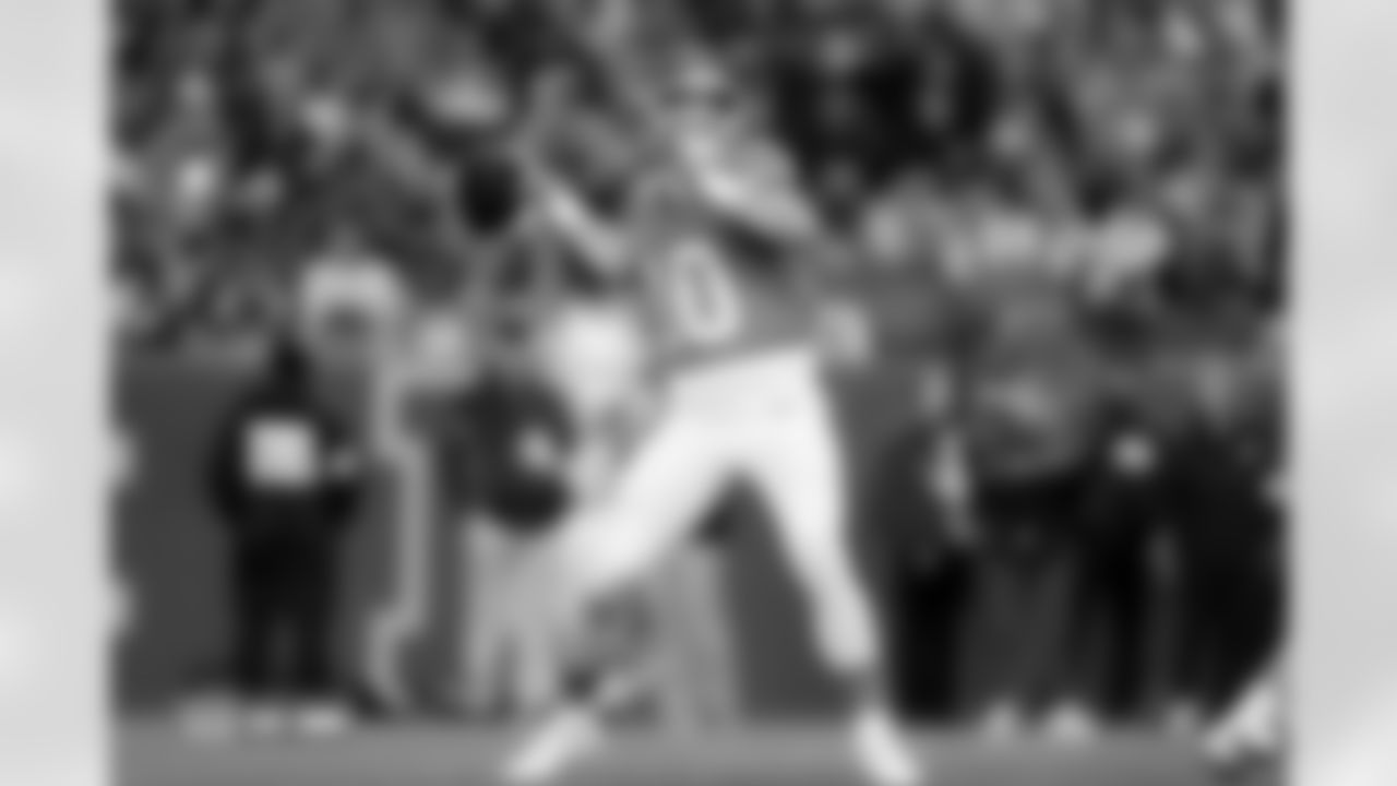 Bo Nix (10) during the Broncos' Week 10 game against the Las Vegas Raiders at Empower Field at Mile High in Denver, Colorado on November 6, 2025. Photo by Ben Swanson / Denver Broncos