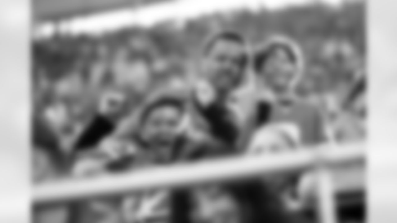 Fans before the Broncos' Week 6 game against the New York Jets at Tottenham Hotspur Stadium in London, England on October 12, 2025. Photo by Ben Swanson / Denver Broncos