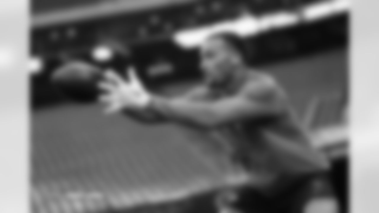 Evan Engram before the Broncos' Week 9 game against the Houston Texans at NRG Stadium in Houston, Texas on November 2, 2025. Photo by Ben Swanson / Denver Broncos