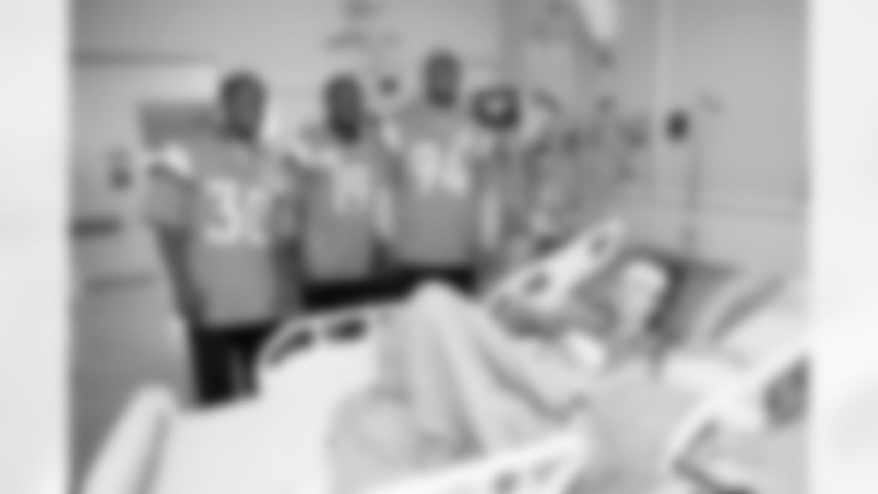 Tanner McCalister, Marvin Mims Jr., Jordan Jackson on Wednesday, May 21, 2025 at Children's Hospital Colorado in Aurora, Colorado.
Photo by Gabriel Christus / Denver Broncos