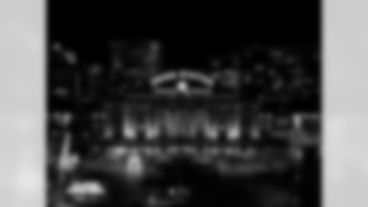 Union Station is lit up in orange and blue in support of the Denver Broncos playoff push on Monday, January 12, 2026 in Denver, Colorado.
Photo by Gabriel Christus / Denver Broncos