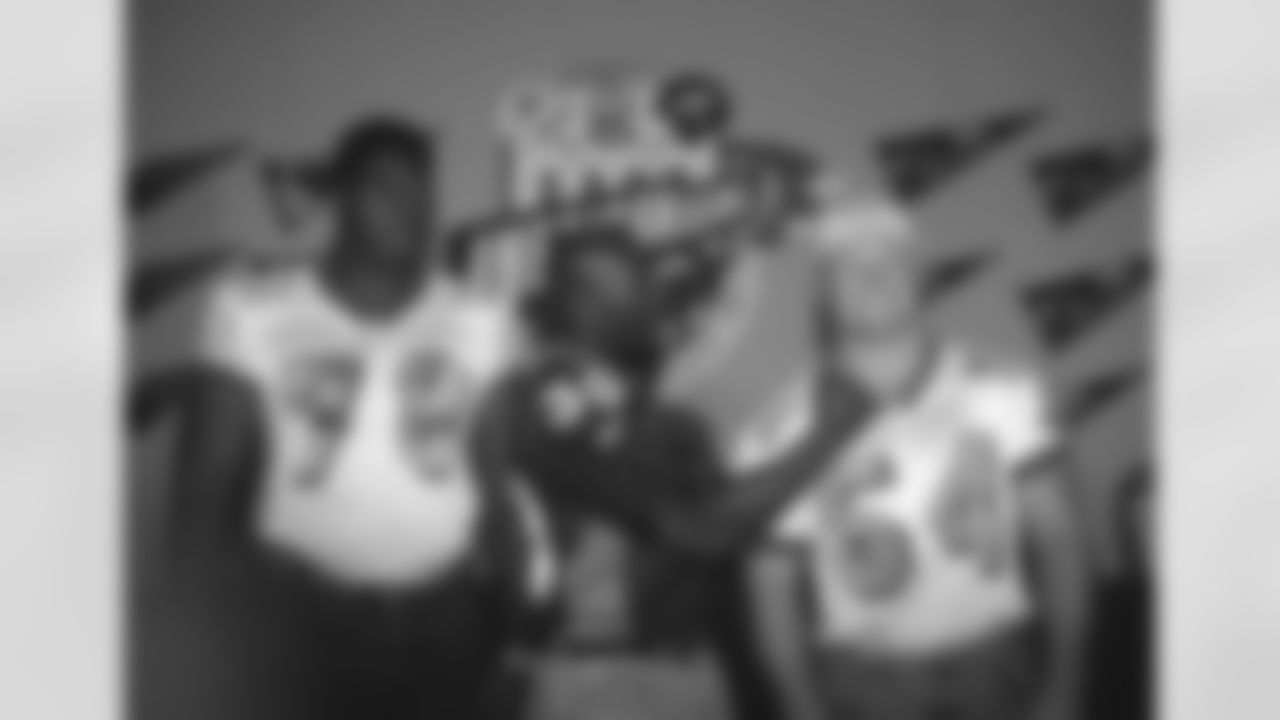 Terrell Davis, Zach Thomas and Richmond Webb during the American Bowl press conference on August 4, 1997 in Mexico City, Mexico. Photo by Dave Scott