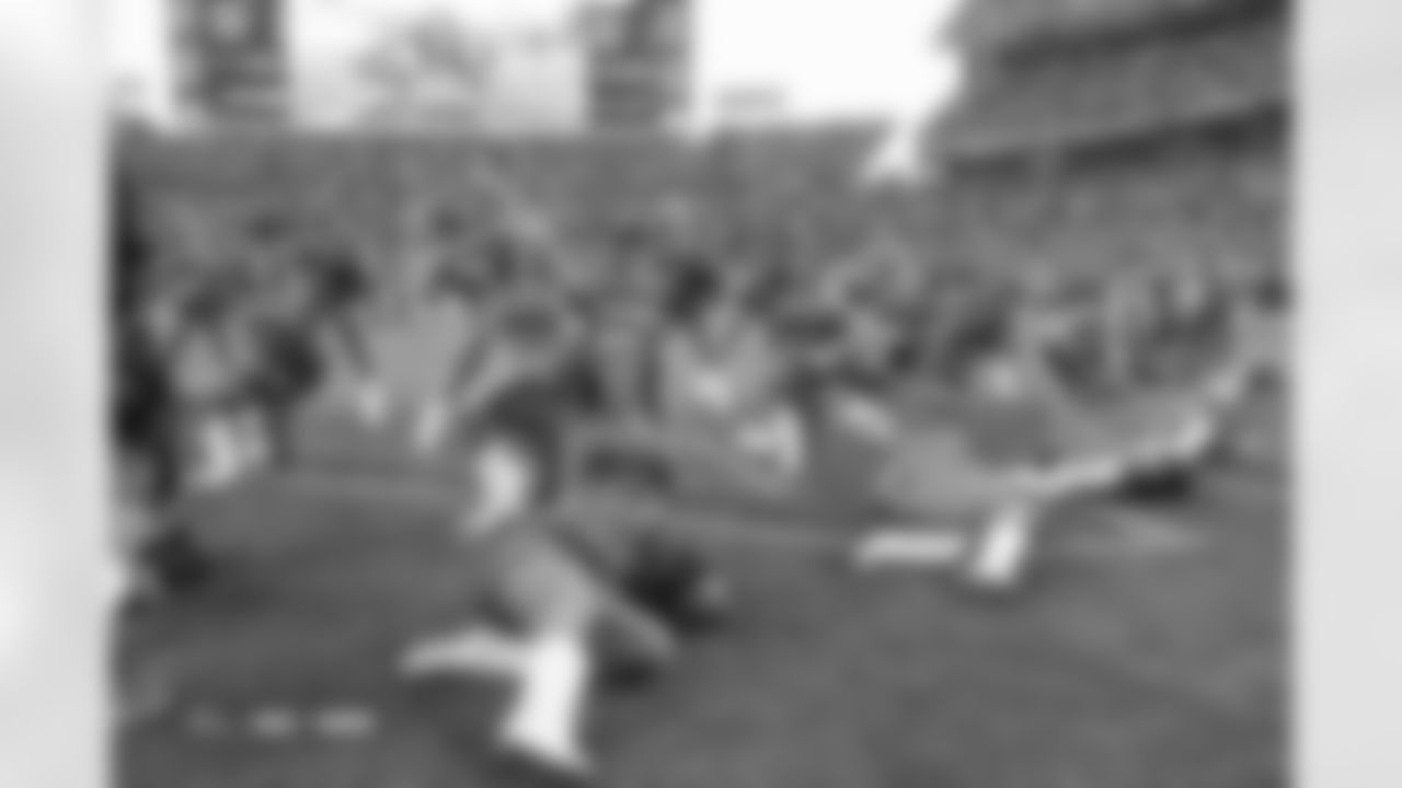 Denver Broncos Cheerleaders during the Broncos' Week 11 game against the Kansas City Chiefs at Empower Field at Mile High in Denver, Colorado on November 16, 2025. Photo by Paul Cloud / Denver Broncos