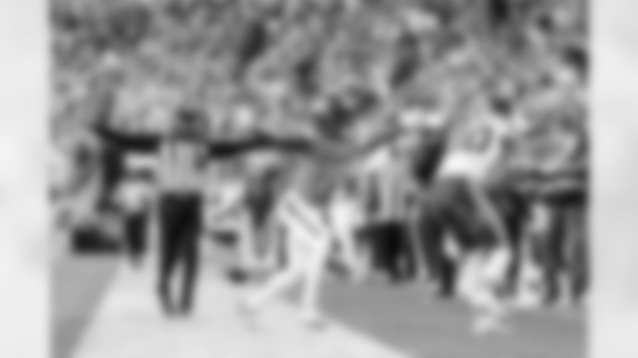 Denver Broncos wide receiver Marvin Mims Jr. (19) reacts after a 70-yard punt return during the Broncos' Week 11 game against the Kansas City Chiefs at Empower Field at Mile High in Denver, Colorado on November 16, 2025. Photo by Gabriel Christus / Denver Broncos