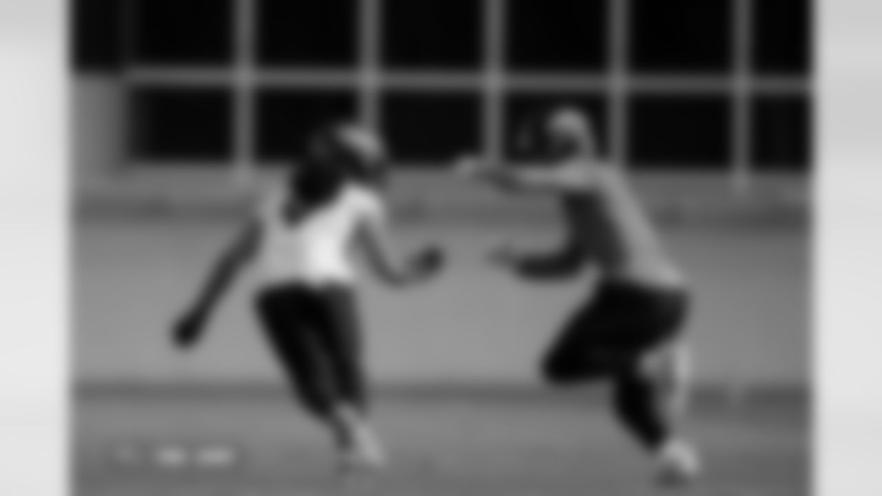 Talanoa Hufanga and Evan Engram during practice on Friday, December 12, 2025 at Broncos Park Powered by CommonSpirit in Englewood, Colorado.
Photo by Gabriel Christus / Denver Broncos