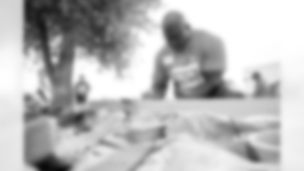 Ebenezer Ekuban during Out Teach's Big Dig outdoor classroom build at Godsman Elementary School in Denver, Colorado on September 9, 2025. Photo by Ben Swanson / Denver Broncos