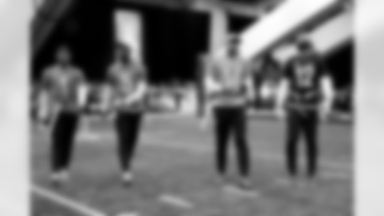 Cincinnati Bengals wide receiver Ja'Marr Chase (1) and wide receiver Tee Higgins (5), Denver Broncos wide receiver Courtland Sutton (14) and Houston Texans wide receiver Nico Collins (12) look on prior to the 2026 Pro Bowl Game on Tuesday, February 3, 2026 in San Francisco, California. (Alika Jenner/NFL)