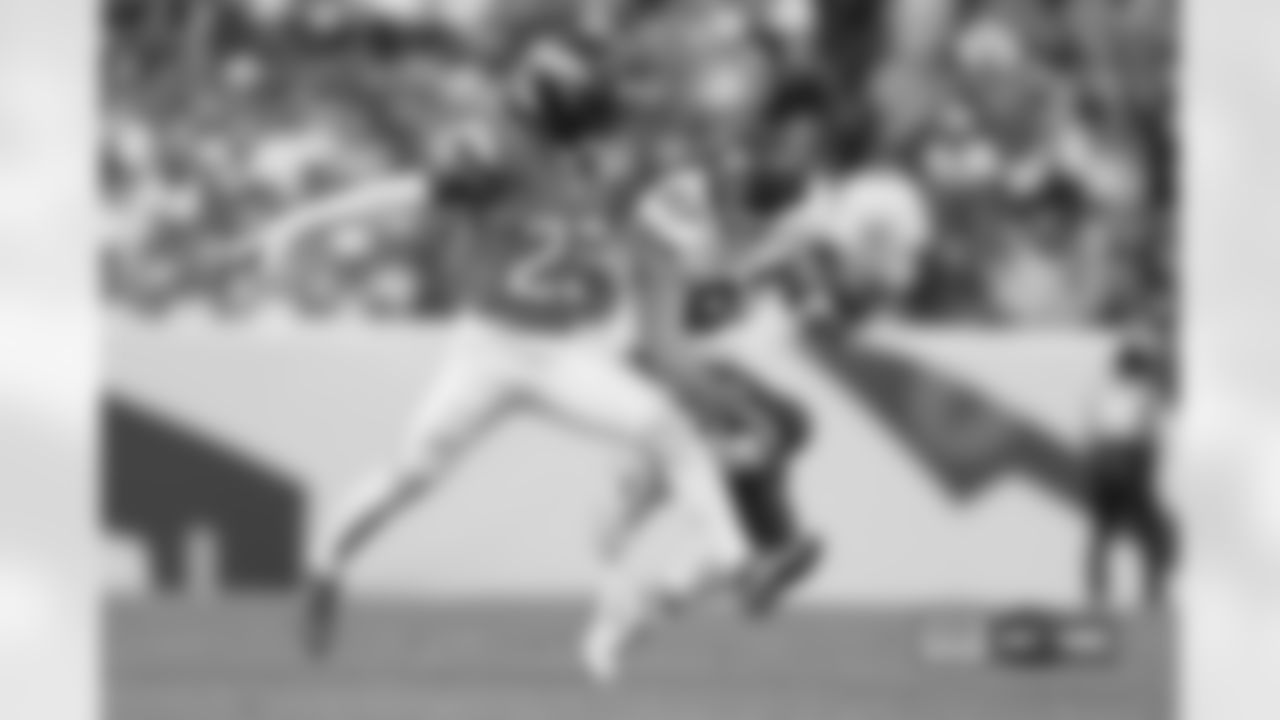 Jahdae Barron (23) during the Broncos' Week 11 game against the Kansas City Chiefs at Empower Field at Mile High in Denver, Colorado on November 16, 2025. Photo by Ben Swanson / Denver Broncos