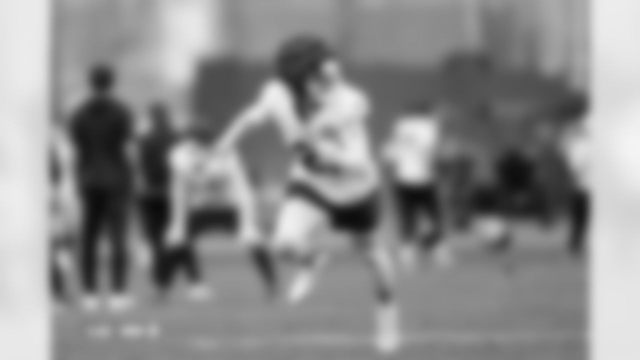 Riley Moss during practice at Broncos Park Powered by CommonSpirit in Englewood, Colorado on January 1, 2026. Photo by Ben Swanson / Denver Broncos