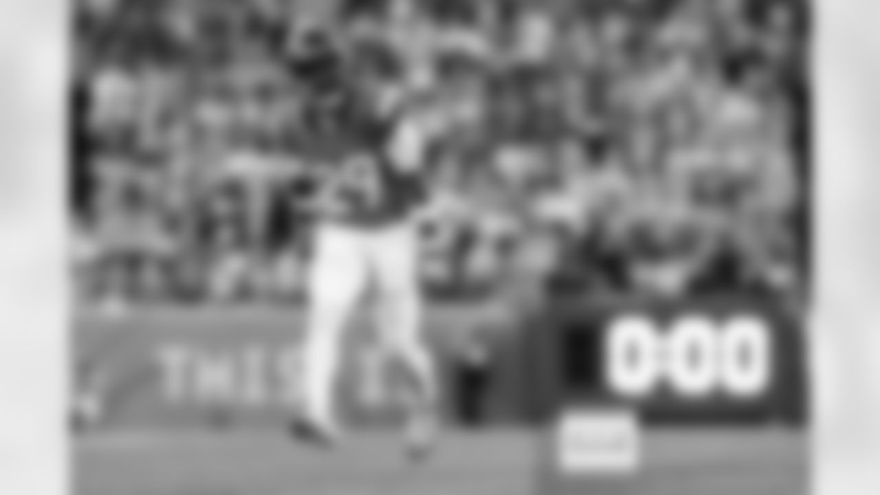 Denver Broncos cornerback Ja'Quan McMillian (29) reacts after a sack during the Broncos' Week 11 game against the Kansas City Chiefs at Empower Field at Mile High in Denver, Colorado on November 16, 2025. Photo by Gavin Liddell / Denver Broncos