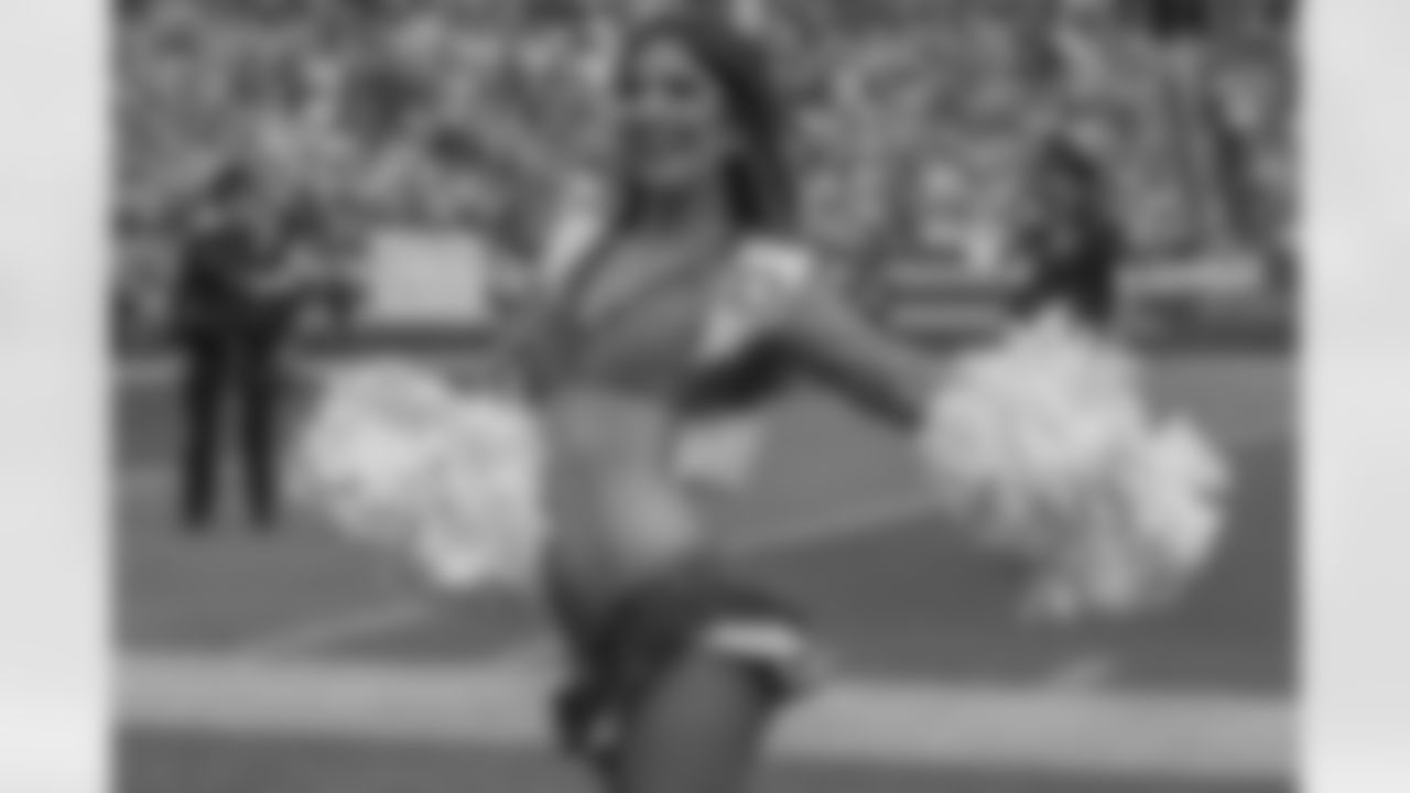 Denver Broncos Cheerleaders during the Broncos' Week 8 game against the Dallas Cowboys at Empower Field at Mile High in Denver, Colorado on October 26, 2025. Photo by Paul Cloud / Denver Broncos