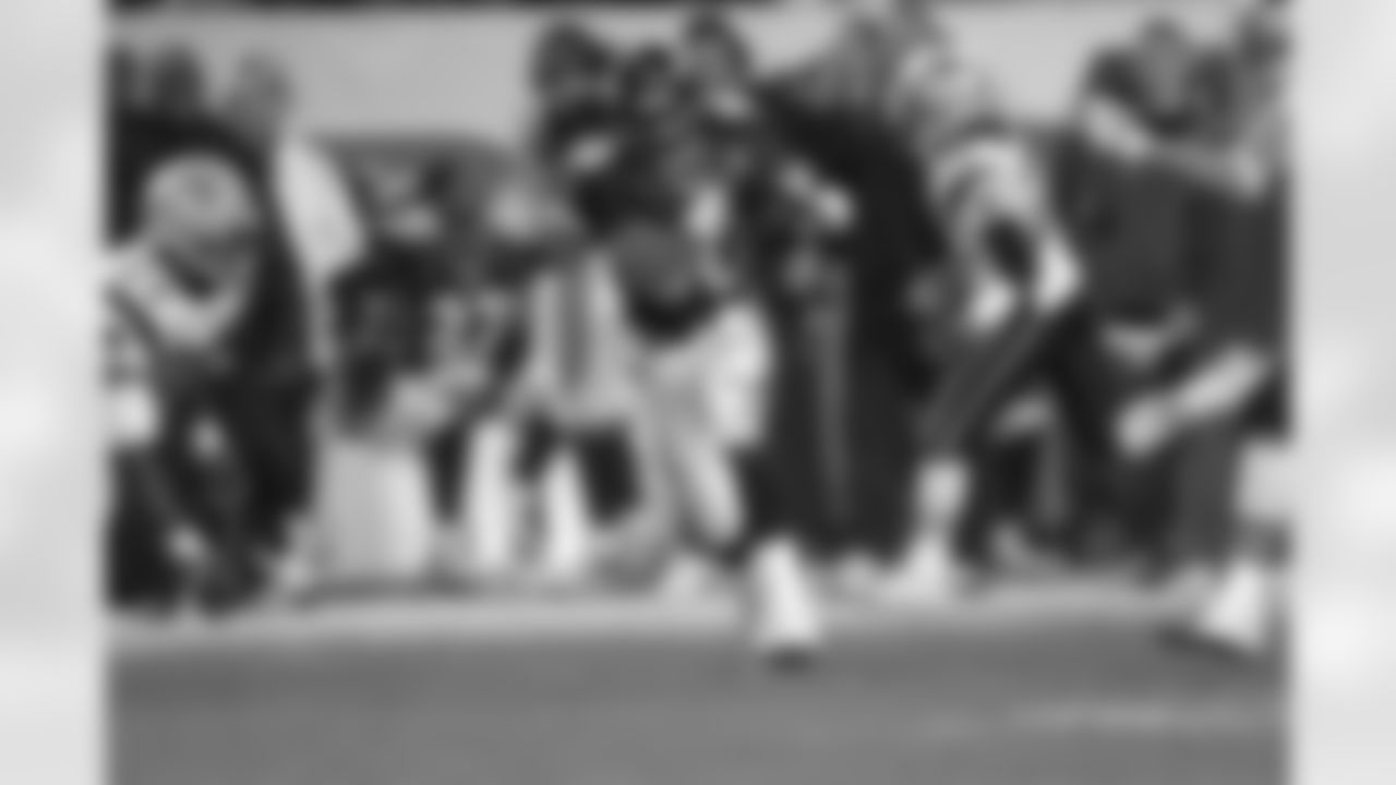 Most Receiving Yards, Career
860 – Rod Smith (1995-2007)
