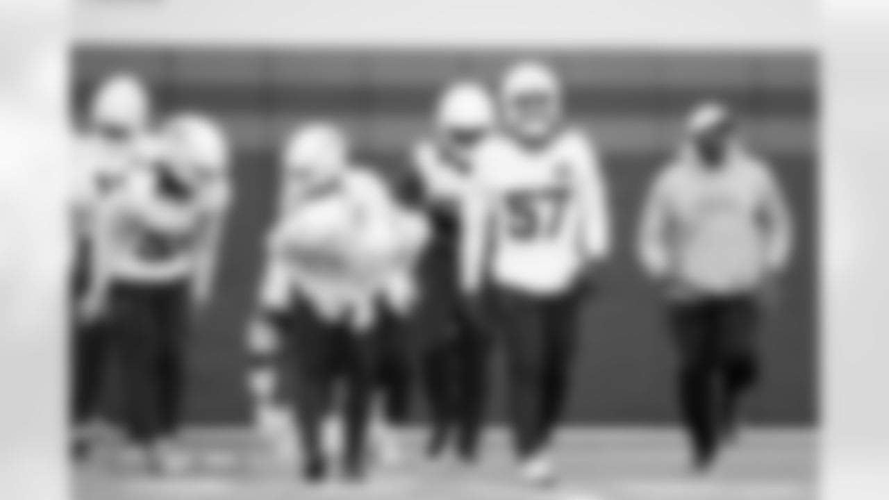 Dre Greenlaw during practice on Thursday, December 18, 2025 at Broncos Park Powered by CommonSpirit in Englewood, Colorado.
Photo by Gabriel Christus / Denver Broncos