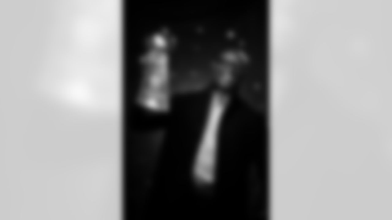 DeMarcus Ware poses for a portrait at the 2025 Alumni Weekend Reception on October 18, 2025. Photo by Ben Swanson / Denver Broncos