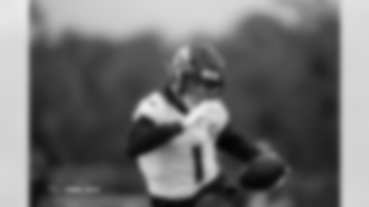 Evan Engram during practice at Tottenham Hotspur Football Club Training Ground in Enfield, England on October 8, 2025. Photo by Gabriel Christus / Denver Broncos