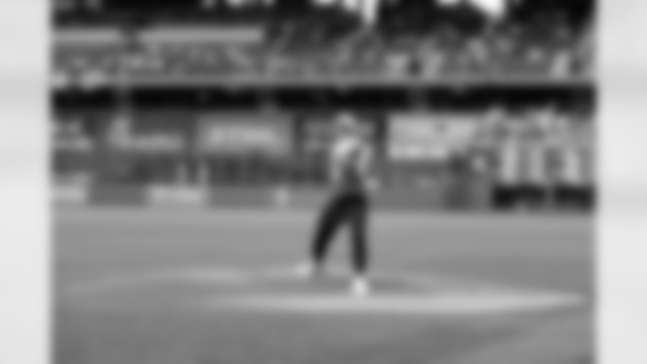 Bo Nix throws out the first pitch before the Colorado Rockies game against the New York Yankees on Friday, May 23, 2025 at Coors Field in Denver, Colorado.
Photo by Gabriel Christus / Denver Broncos