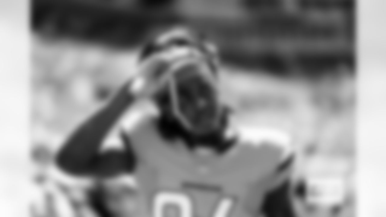 Denver Broncos wide receiver Lil'Jordan Humphrey (84) takes his helmet off before the Broncos' Week 3 game against the Tampa Bay Buccaneers at Raymond James Stadium in Tampa, Florida on September 22, 2024. Photo by Gabriel Christus / Denver Broncos