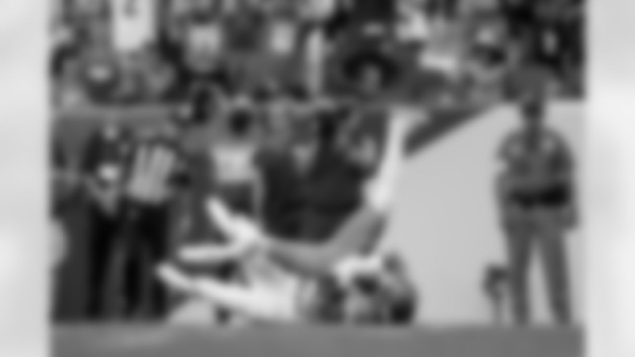 Denver Broncos wide receiver Courtland Sutton (14) catches a touchdown pass during the Broncos' Week 1 game against the Tennessee Titans at Empower Field at Mile High in Denver, Colorado on September 7, 2025. Photo by Gabriel Christus / Denver Broncos