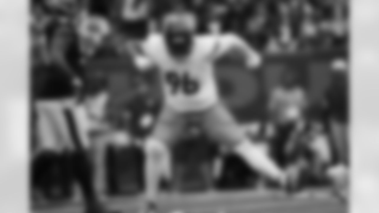 Eyioma Uwazurike (96) during the Broncos' Week 9 game against the Houston Texans at NRG Stadium in Houston, Texas on November 2, 2025. Photo by Gabriel Christus / Denver Broncos