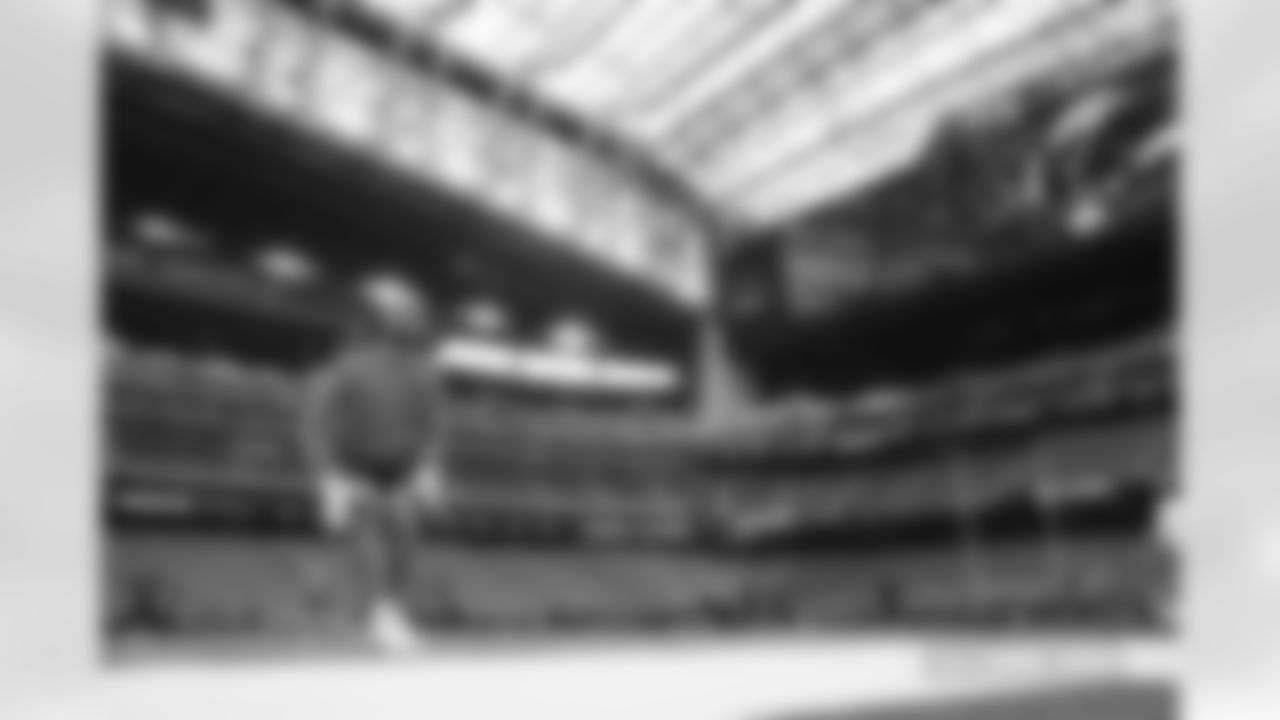 Talanoa Hufanga before the Broncos' Week 9 game against the Houston Texans at NRG Stadium in Houston, Texas on November 2, 2025. Photo by Ben Swanson / Denver Broncos