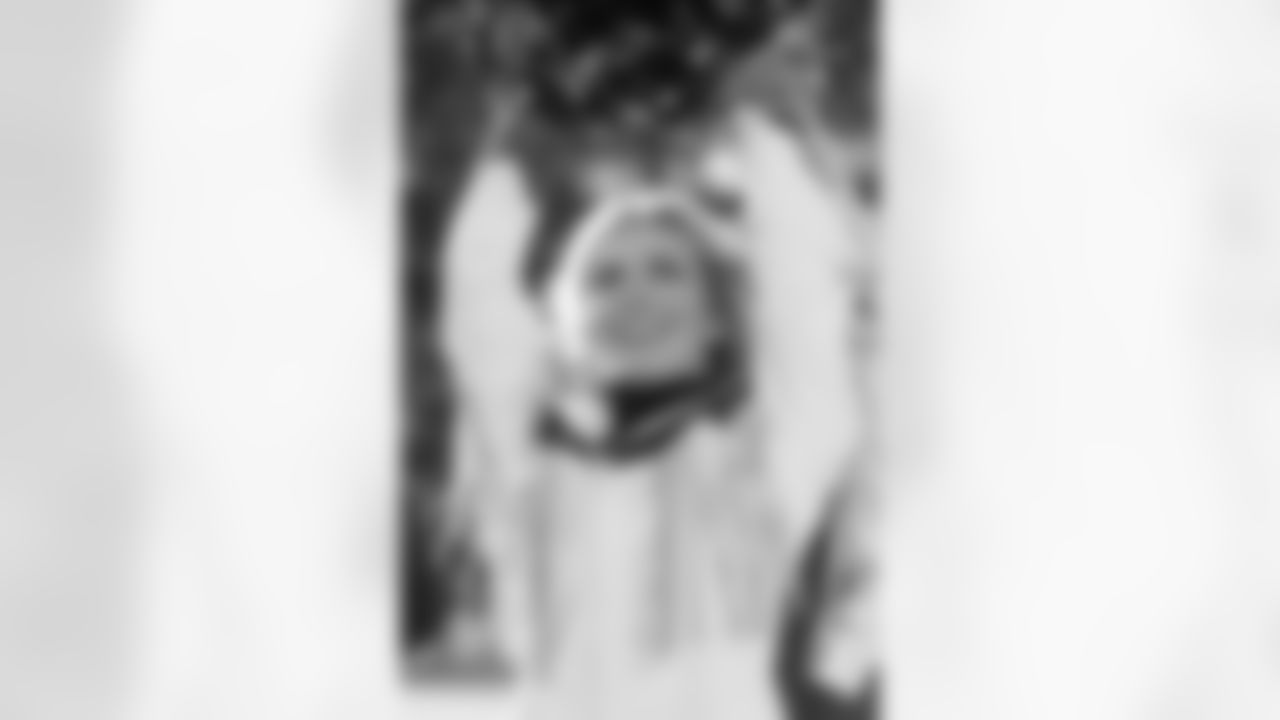 before the Broncos' Divisional Round playoff game against the Buffalo Bills at Empower Field at Mile High in Denver, Colorado on January 17, 2026. Photo by Adam Bratten / Denver Broncos