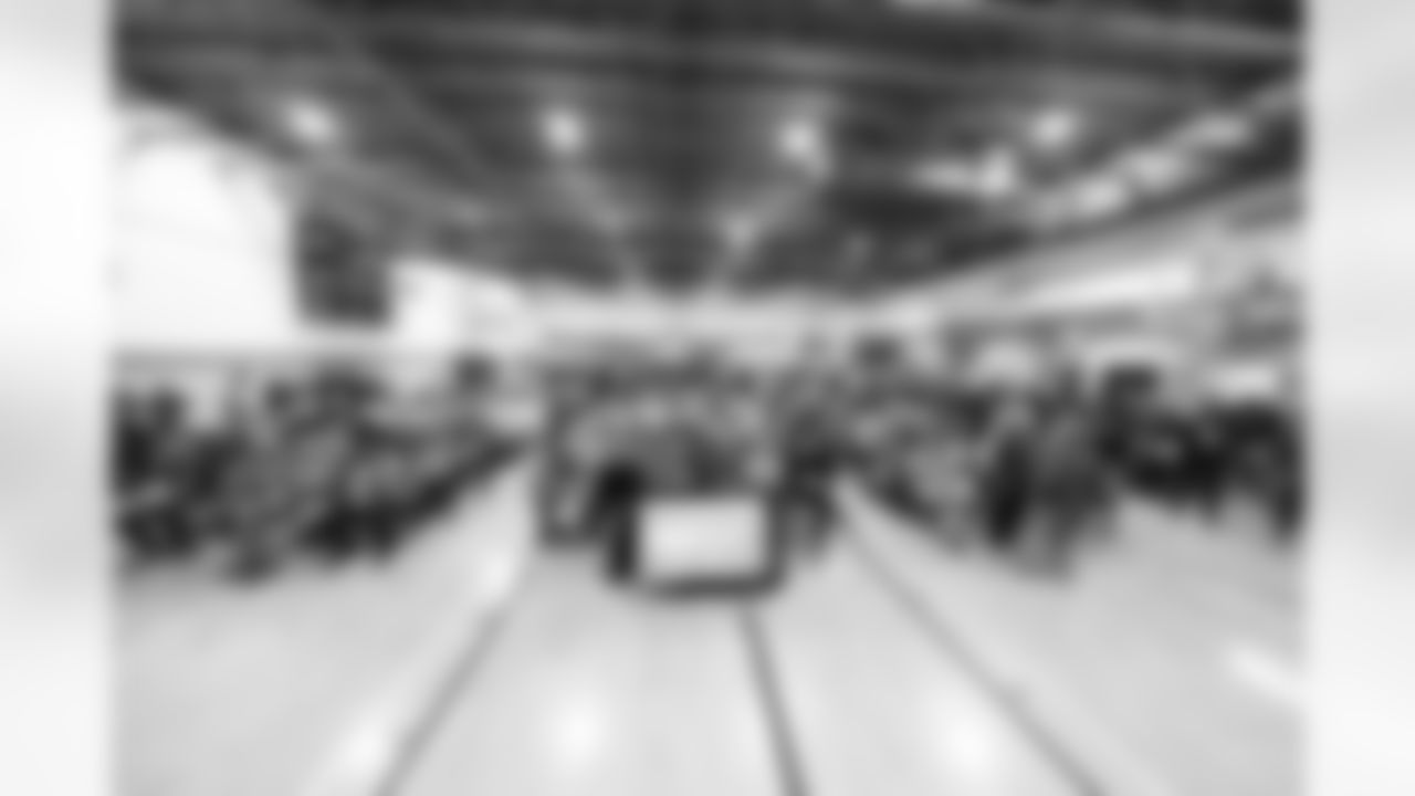 Community members fill the gym during a community information meeting to inform and request input from the community on Thursday, February 12, 2026 at La Alma Recreation Center in Denver, Colorado.
Photo by Gabriel Christus / Denver Broncos