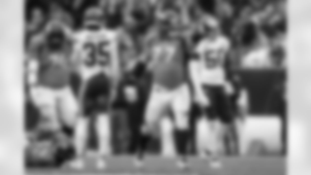 Denver Broncos offensive lineman Quinn Meinerz (77) celebrates after a play during the Broncos' Week 8 game against the Kansas City Chiefs at Empower Field at Mile High in Denver, Colorado on October 29, 2023. Photo by Ben Swanson / Denver Broncos