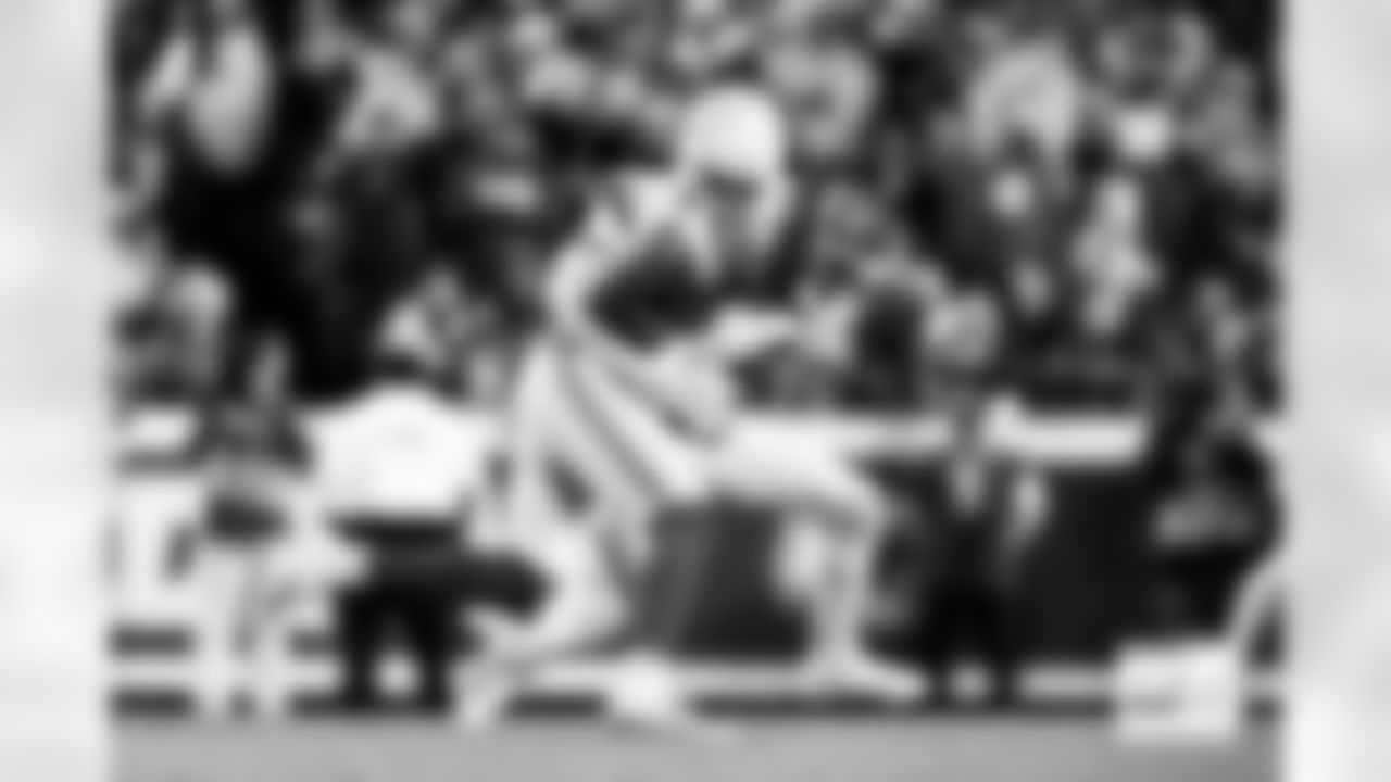 during the Broncos' Week 17 game against the Kansas City Chiefs at GEHA Field at Arrowhead Stadium in Kansas City, Missouri on December 25, 2025. Photo by Gabriel Christus / Denver Broncos