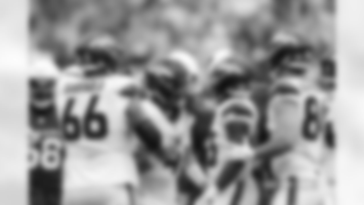 Zach Wilson #4 of the Denver Broncos celebrates a touchdown with teammates during the third quarter of the Broncos' Preseason Week 3 game against the Arizona Cardinals at Empower Field At Mile High on August 25, 2024 in Denver, Colorado. (Photo by Ben Swanson/Denver Broncos)