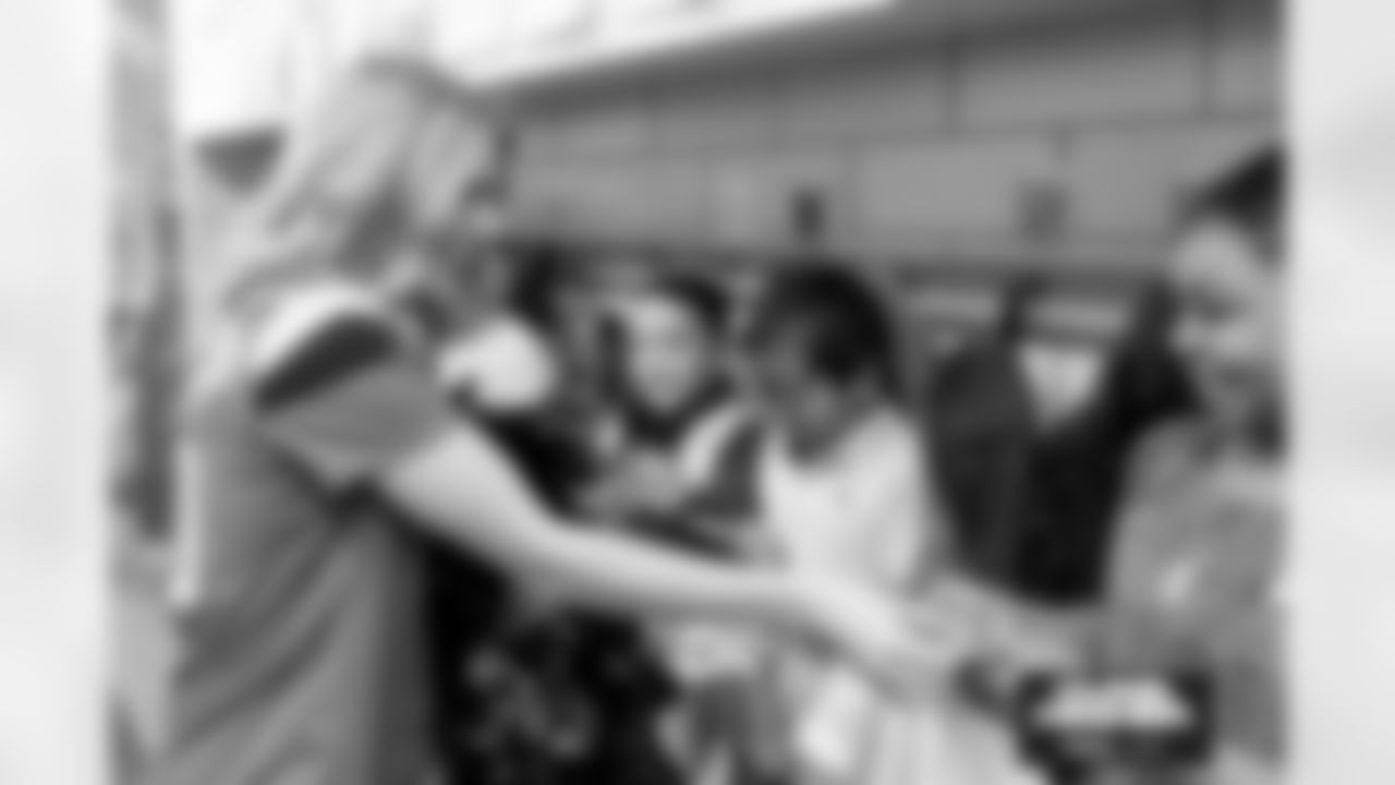 DBC Alana during a school hallway parade to celebrate the Denver Broncos making the playoffs on Thursday, January 15, 2026 at Center for Talent and Development at Greelee in Denver, Colorado.
Photo by Gabriel Christus / Denver Broncos