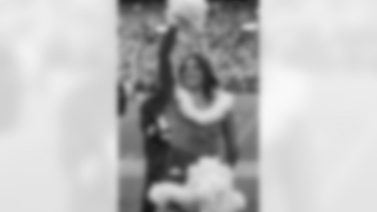 Denver Broncos Cheerleaders during the Broncos' Week 16 game against the Jacksonville Jaguars at Empower Field at Mile High in Denver, Colorado on December 21, 2025. Photo by Paul Cloud / Denver Broncos