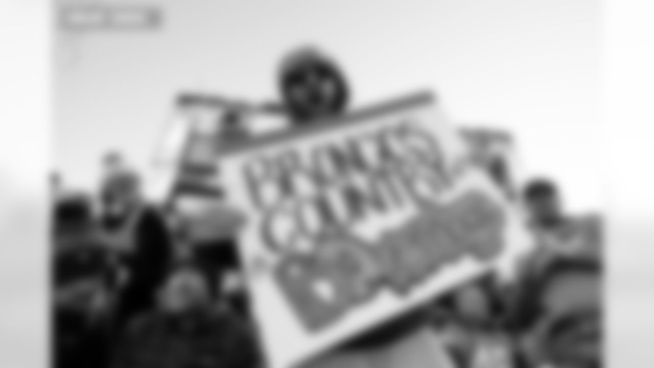 Fans yell during the Broncos' Divisional Round playoff game against the Buffalo Bills at Empower Field at Mile High in Denver, Colorado on January 17, 2026. Photo by Ben Swanson / Denver Broncos