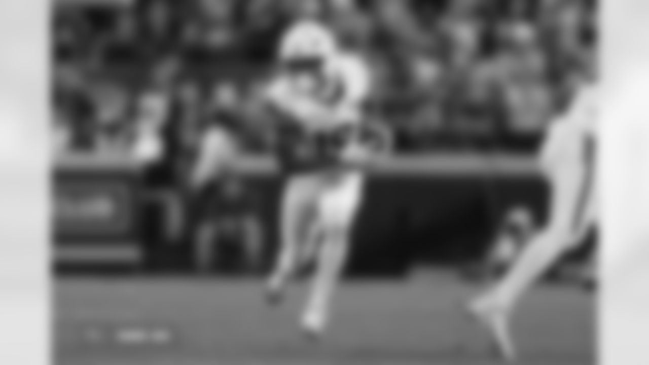 Marvin Mims Jr. (19) during the Broncos' Week 17 game against the Kansas City Chiefs at GEHA Field at Arrowhead Stadium in Kansas City, Missouri on December 25, 2025. Photo by Ben Swanson / Denver Broncos