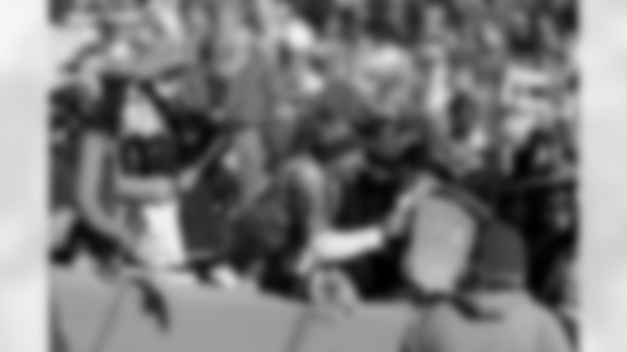 Denver Broncos fans cheer during the Broncos' Divisional Round playoff game against the Buffalo Bills at Empower Field at Mile High in Denver, Colorado on January 17, 2026. Photo by Gabriel Christus / Denver Broncos