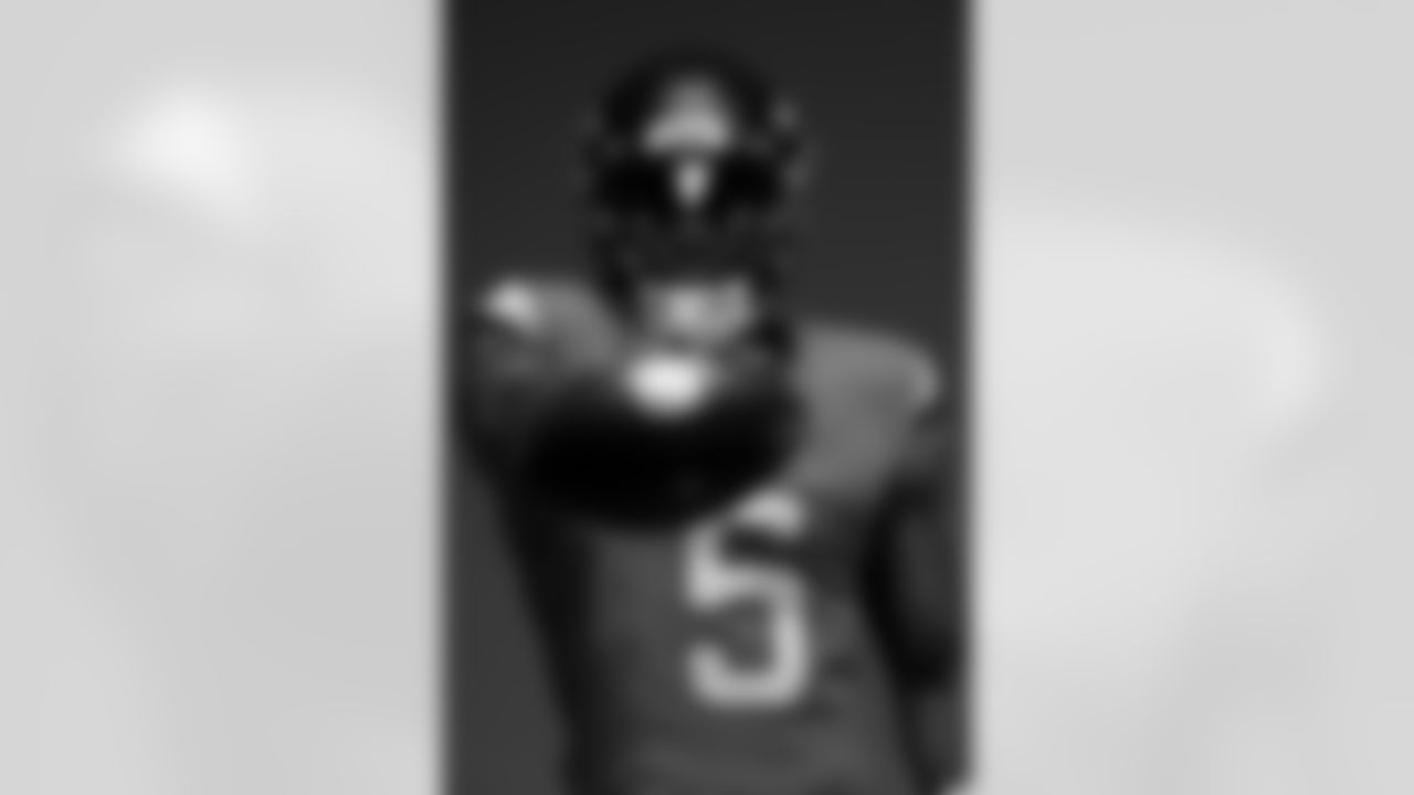 Trent Sherfield Sr. poses for a portrait on June 9, 2025 in Englewood, Colorado. Photo by Ben Swanson / Denver Broncos