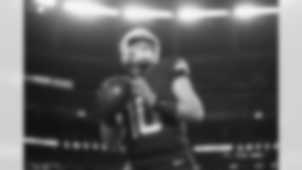 Bo Nix (10) before the Broncos' Week 13 game against the Cleveland Browns at Empower Field at Mile High in Denver, Colorado on December 2, 2024. Photo by Ben Swanson / Denver Broncos