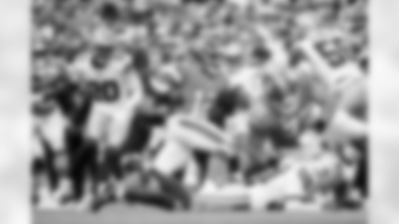 Denver Broncos running back RJ Harvey (12) runs with the ball for a 40-yard touchdown during the Broncos' Week 8 game against the Dallas Cowboys at Empower Field at Mile High in Denver, Colorado on October 26, 2025. Photo by Gabriel Christus / Denver Broncos