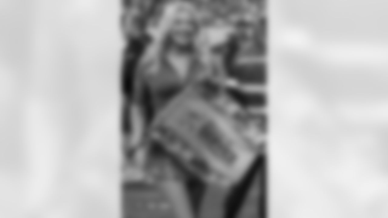 Denver Broncos Cheerleaders during the Broncos' Week 11 game against the Kansas City Chiefs at Empower Field at Mile High in Denver, Colorado on November 16, 2025. Photo by Paul Cloud / Denver Broncos