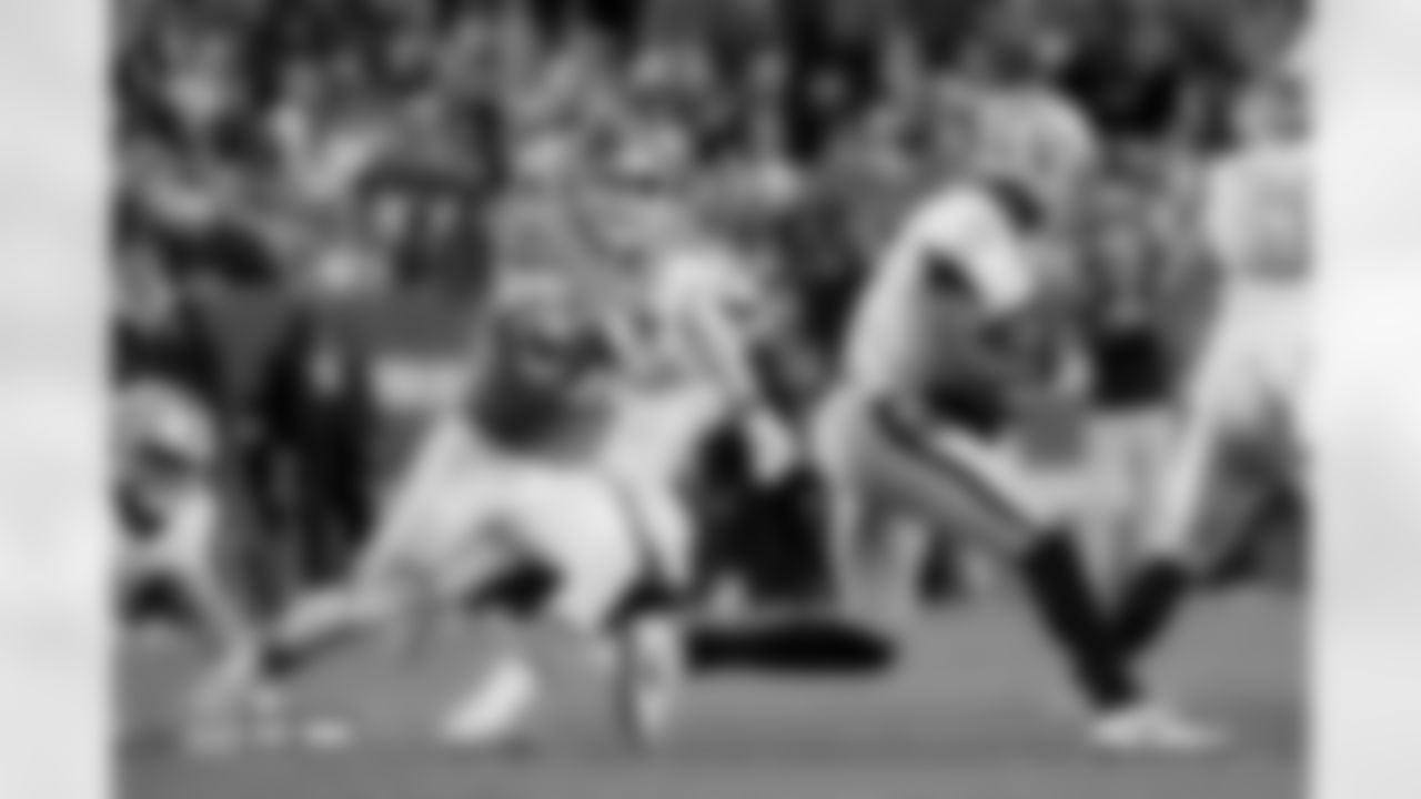 Zach Allen during the Broncos' Week 10 game against the Las Vegas Raiders at Empower Field at Mile High in Denver, Colorado on November 6, 2025. Photo by ADAM BRATTEN / Denver Broncos