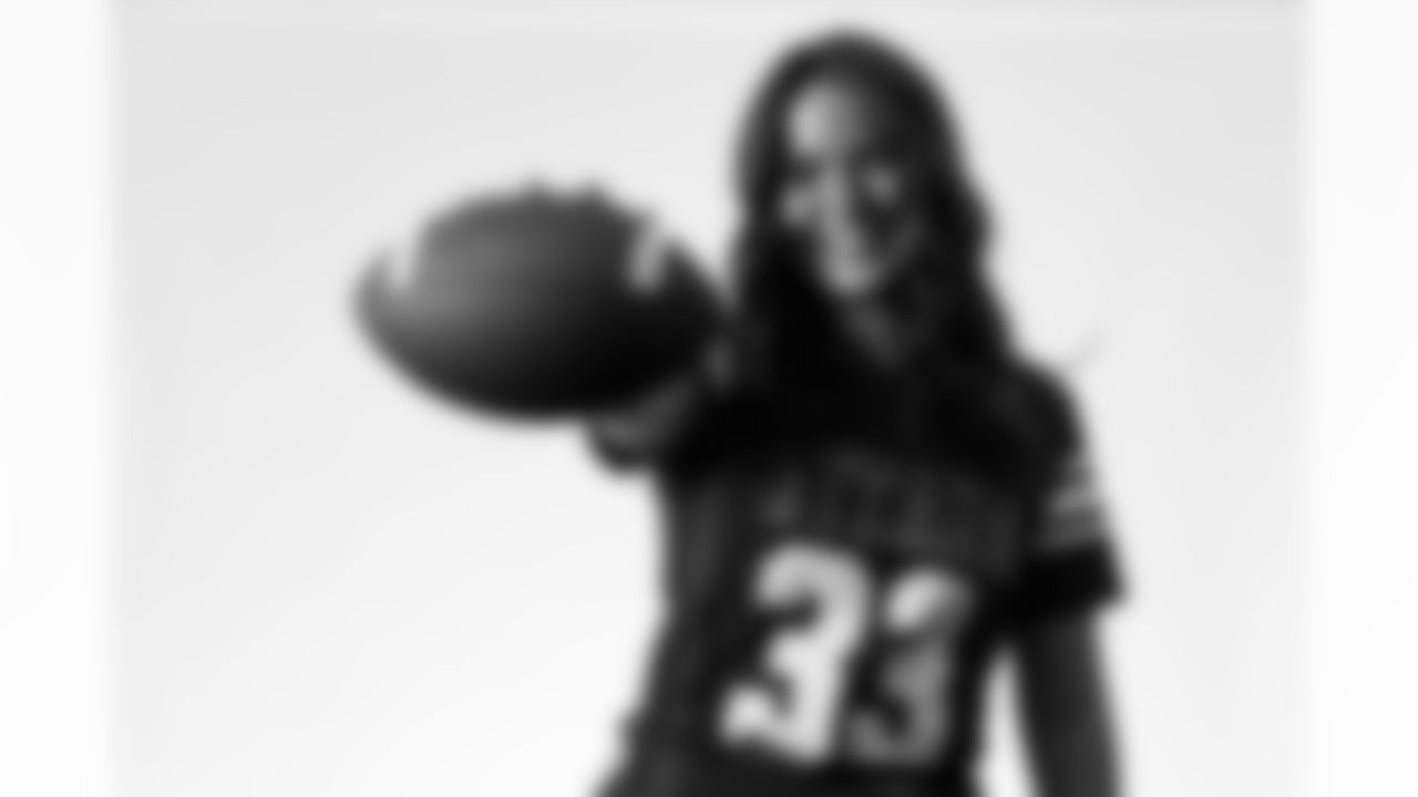 Students pose for portraits at CHSAA's High School Fall Sports Media Day on August 5, 2025 in Denver, Colorado. Photo by Ben Swanson / Denver Broncos