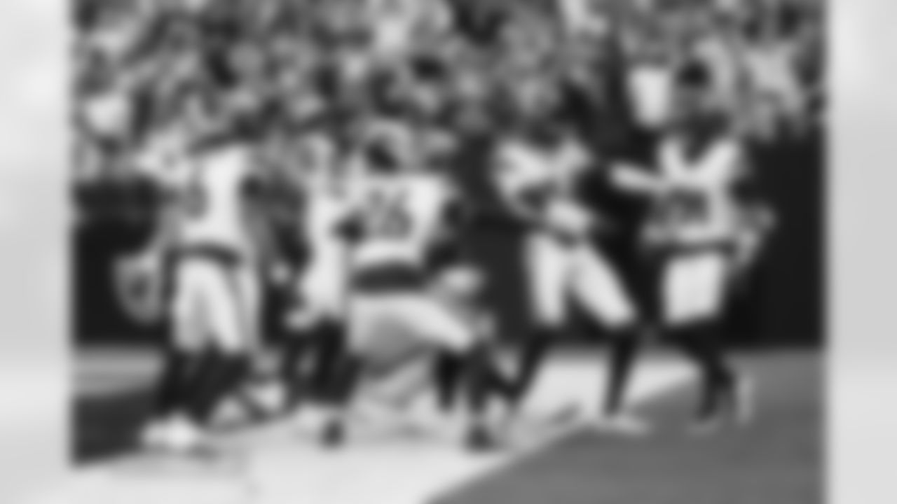 Marvin Mims Jr. (19) during the Broncos' Week 14 game against the Las Vegas Raiders at Allegiant Stadium in Las Vegas, Nevada on December 7, 2025. Photo by Ben Swanson / Denver Broncos