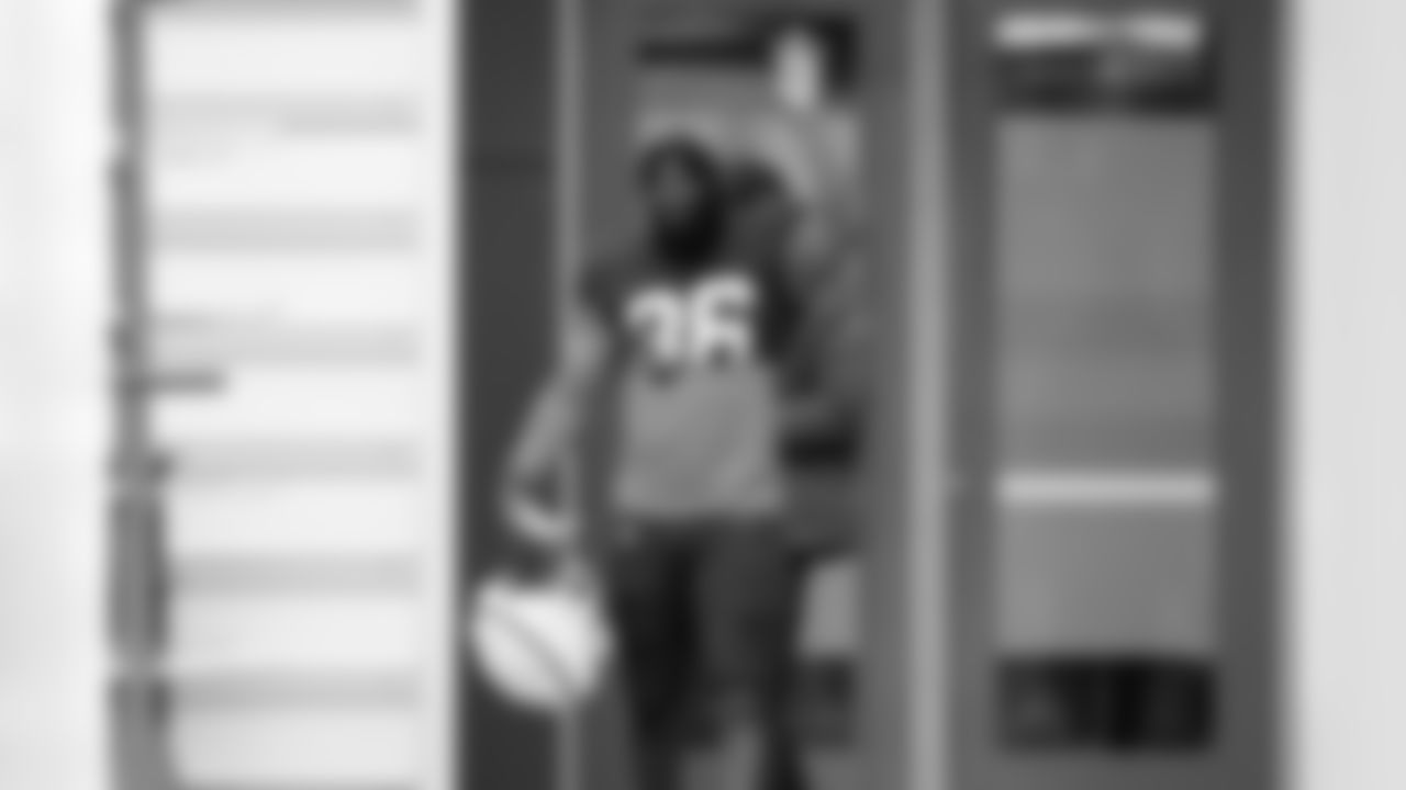 Linebacker Eugene Asante (36) during practice at CrossCountry Mortgage Campus on November 19, 2025.