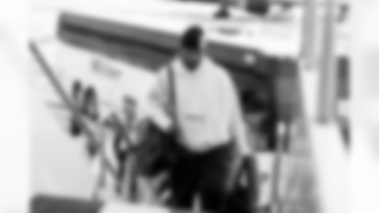 Quarterback Shedeur Sanders (12) travels to Cincinnati on January 3, 2026.